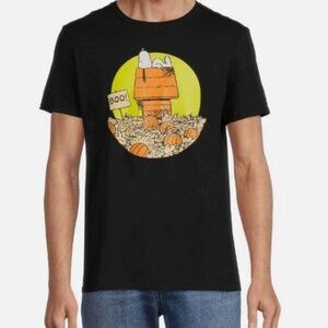 Peanuts Snoopy Dog House Pumpkins Halloween Graphic Black Tee Men Size Small NWT